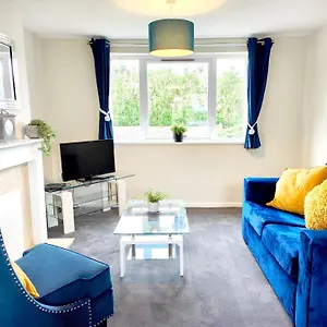 Terrance House, Modern, Spacious Carlisle (Cumbria)